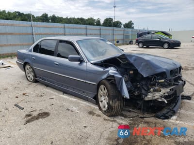 Czwarte zdjęcie samochodu z boku: 2001 BMW 740 IL VIN:WBAGH83431DP25006 - miniatura