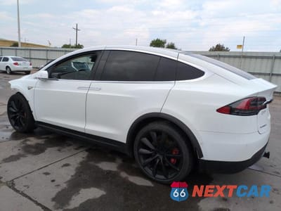 Drugie zdjęcie samochodu z przodu: 2016 TESLA MODEL X VIN:5YJXCAE49GF003613 - miniatura