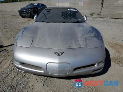 Piąte zdjęcie samochodu w środku: 2004 CHEVROLET CORVETTE VIN:1G1YY22G345134018 - miniatura