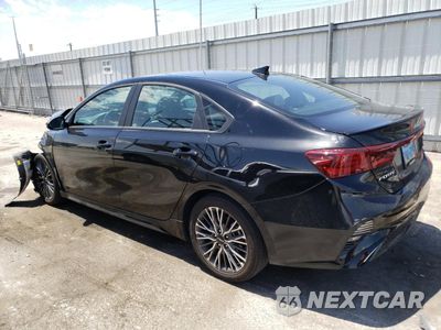 Drugie zdjęcie samochodu z przodu: 2023 KIA FORTE GT LINE VIN:3KPF54AD1PE640112 - miniatura