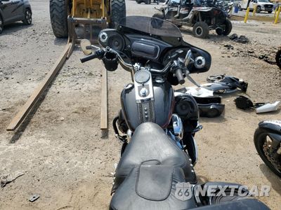 Zdjęcie 6 z 10 samochodu: 2007 HARLEY-DAVIDSON FLSTF VIN:1HD1BX5157Y036284 - miniatura