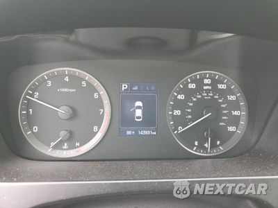 Zdjęcie 9 z 13 samochodu: 2016 HYUNDAI SONATA SPORT VIN:5NPE34AF6GH436436 - miniatura