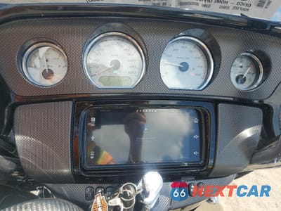Zdjęcie 7 z 10 samochodu: 2014 HARLEY-DAVIDSON FLHXS STREET GLIDE SPECIAL VIN:1HD1KRM16EB695407 - miniatura
