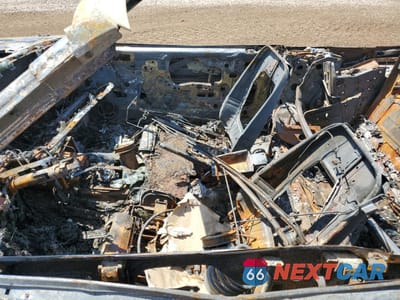 Zdjęcie 7 z 11 samochodu: 1989 FORD MUSTANG LX VIN:1FABP44E3KF250212 - miniatura