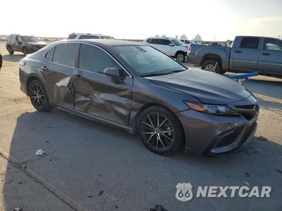Czwarte zdjęcie samochodu z boku: 2022 TOYOTA CAMRY SE VIN:4T1G11AK2NU703371 - miniatura