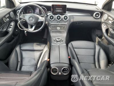 Zdjęcie 8 z 13 samochodu: 2017 MERCEDES-BENZ C 300 4MATIC VIN:55SWF4KB7HU179292 - miniatura