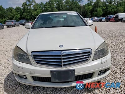 Piąte zdjęcie samochodu w środku: 2009 MERCEDES-BENZ C 300 VIN:WDDGF54X29A153915 - miniatura