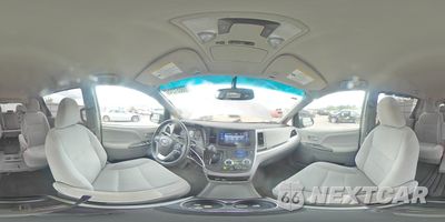 Zdjęcie 15 z 16 samochodu: 2017 TOYOTA SIENNA LE VIN:5TDKZ3DC8HS855218 - miniatura