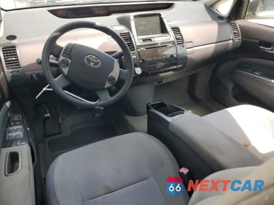 Zdjęcie 8 z 12 samochodu: 2004 TOYOTA PRIUS VIN:JTDKB20U940100914 - miniatura