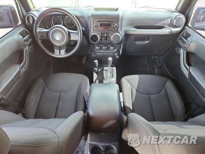 Zdjęcie 8 z 13 samochodu: 2017 JEEP WRANGLER UNLIMITED SPORT VIN:1C4HJWDG5HL668476 - miniatura