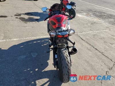 Czwarte zdjęcie samochodu z boku: 2016 SUZUKI GSX-R1000 VIN:JS1GT78A9G2100764 - miniatura