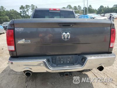 Zdjęcie 6 z 14 samochodu: 2017 RAM 1500 SLT VIN:3C6RR6LT9HG573323 - miniatura