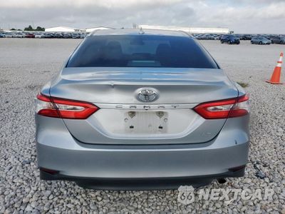 Zdjęcie 6 z 14 samochodu: 2019 TOYOTA CAMRY L VIN:4T1B11HKXKU741359 - miniatura