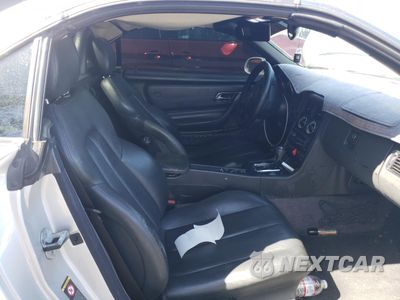 Zdjęcie 10 z 12 samochodu: 2000 MERCEDES-BENZ SLK 230 KOMPRESSOR VIN:WDBKK47F5YF160614 - miniatura