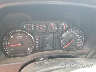 Zdjęcie 9 z 12 samochodu: 2015 CHEVROLET SILVERADO C3500 VIN:1GB3CYCG8FZ542032 - miniatura