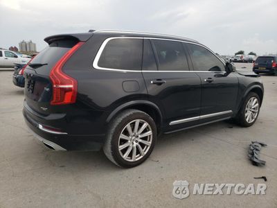 Trzecie zdjęcie samochodu z tyłu: 2016 VOLVO XC90 T6 VIN:YV4A22PL5G1059475 - miniatura
