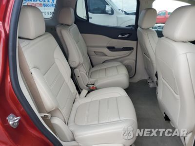 Zdjęcie 11 z 16 samochodu: 2021 GMC ACADIA DENALI VIN:1GKKNXLS4MZ217170 - miniatura