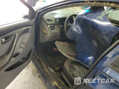 Zdjęcie 8 z 13 samochodu: 2013 HYUNDAI ELANTRA GLS VIN:KMHDH4AE7DU837964 - miniatura