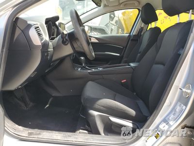 Zdjęcie 7 z 12 samochodu: 2018 MAZDA 3 SPORT VIN:3MZBN1K78JM207046 - miniatura