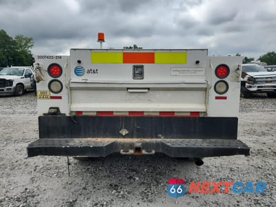 Zdjęcie 6 z 12 samochodu: 2014 CHEVROLET SILVERADO K3500 VIN:1GB3KZCG9EF157054 - miniatura