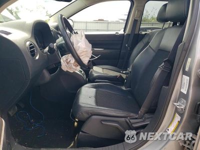 Zdjęcie 7 z 13 samochodu: 2014 JEEP COMPASS LATITUDE VIN:1C4NJDEB9ED766345 - miniatura
