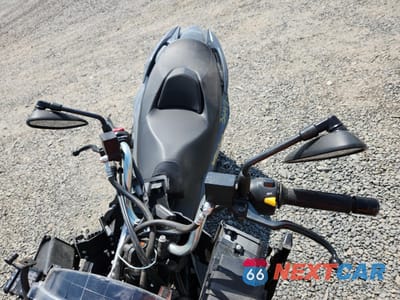 Piąte zdjęcie samochodu w środku: 2023 SUZUKI GSX-R750 VIN:JS1GR7MA3P7100251 - miniatura