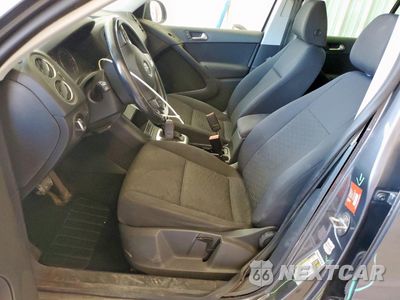 Zdjęcie 7 z 14 samochodu: 2015 VOLKSWAGEN TIGUAN S VIN:WVGJV7AX1FW523362 - miniatura