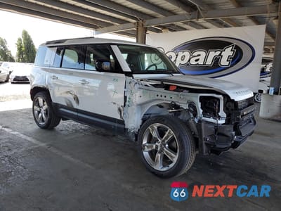 Czwarte zdjęcie samochodu z boku: 2024 LAND ROVER DEFENDER 110 S VIN:SALEJ7EU9R2310133 - miniatura