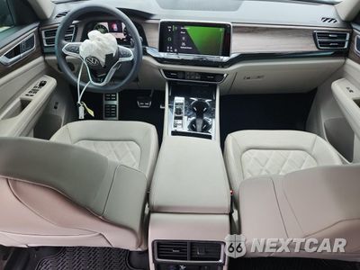 Zdjęcie 8 z 15 samochodu: 2025 VOLKSWAGEN ATLAS SEL PREMIUM R-LINE VIN:1V2FR2CA3SC556366 - miniatura