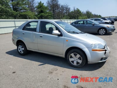 Czwarte zdjęcie samochodu z boku: 2004 CHEVROLET AVEO LS VIN:KL1TJ52664B272630 - miniatura