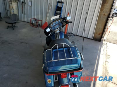 Zdjęcie 6 z 9 samochodu: 2014 HARLEY-DAVIDSON FLHTK ELECTRA GLIDE ULTRA LIMITED VIN:1HD1KEL14EB630355 - miniatura