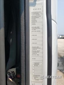 Zdjęcie 10 z 10 samochodu: 2024 VOLVO VNL SEMI TRUCK VIN:4V4NC9EH7RN634992 - miniatura