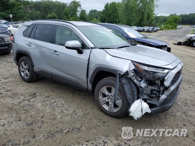 Czwarte zdjęcie samochodu z boku: 2025 TOYOTA RAV4 XLE VIN:JTMRWRFV7SJ062926 - miniatura