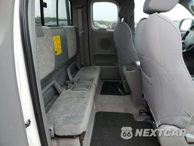 Zdjęcie 10 z 12 samochodu: 2008 TOYOTA TACOMA ACCESS CAB VIN:5TEUU42N08Z549649 - miniatura