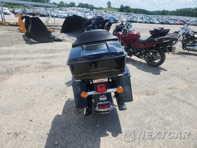 Czwarte zdjęcie samochodu z boku: 2012 HARLEY-DAVIDSON FLHTC ELECTRA GLIDE CLASSIC VIN:1HD1FFM12CB638315 - miniatura