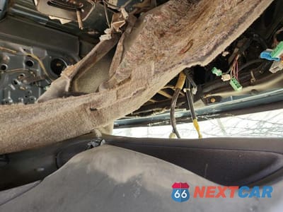 Zdjęcie 9 z 11 samochodu: 2000 HONDA CIVIC VIN:2HGEJ6617YH605163 - miniatura