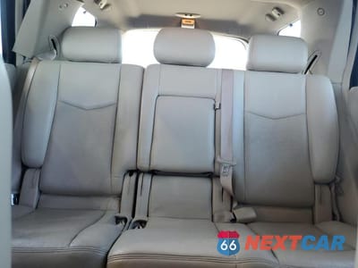 Zdjęcie 10 z 13 samochodu: 2004 CADILLAC SRX VIN:1GYDE637740136463 - miniatura