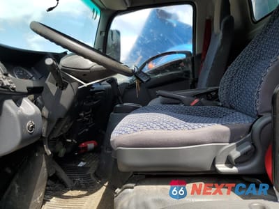 Zdjęcie 7 z 13 samochodu: 2022 ISUZU NRR VIN:JALE5W167N7304825 - miniatura