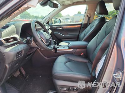 Zdjęcie 7 z 15 samochodu: 2024 TOYOTA HIGHLANDER HYBRID LIMITED VIN:5TDEBRCH1RS612837 - miniatura