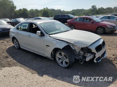 Czwarte zdjęcie samochodu z boku: 2013 BMW 528 XI VIN:WBAXH5C53DD111701 - miniatura