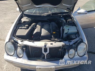 Zdjęcie 11 z 14 samochodu: 2001 MERCEDES-BENZ CLK 320 VIN:WDBLK65G01T076445 - miniatura
