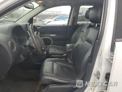 Zdjęcie 7 z 15 samochodu: 2014 JEEP COMPASS LATITUDE VIN:1C4NJCEA0ED856761 - miniatura