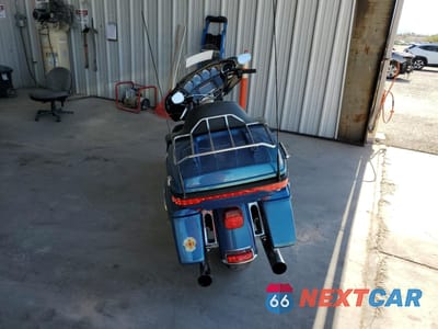 Czwarte zdjęcie samochodu z boku: 2014 HARLEY-DAVIDSON FLHTK ELECTRA GLIDE ULTRA LIMITED VIN:1HD1KEL14EB630355 - miniatura
