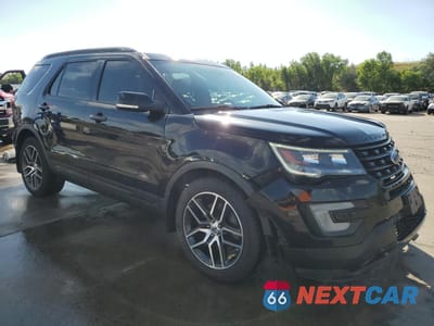 Czwarte zdjęcie samochodu z boku: 2017 FORD EXPLORER SPORT VIN:1FM5K8GT2HGD10535 - miniatura