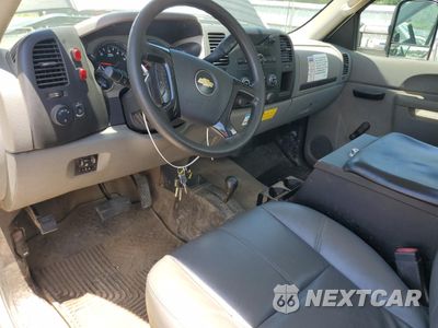 Zdjęcie 8 z 12 samochodu: 2013 CHEVROLET SILVERADO K3500 VIN:1GB3KZCG8DF237301 - miniatura