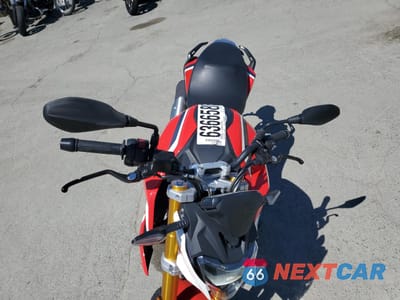 Piąte zdjęcie samochodu w środku: 2023 BMW G310 R VIN:WB30G4308PRA61124 - miniatura