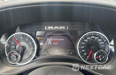 Zdjęcie 8 z 10 samochodu: 2025 RAM 1500 LARAMIE VIN:1C6SRFJP9SN527206 - miniatura