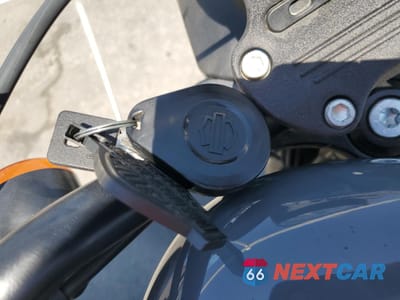 Zdjęcie 8 z 10 samochodu: 2022 HARLEY-DAVIDSON XL883 N VIN:1HD4LE222NB404626 - miniatura