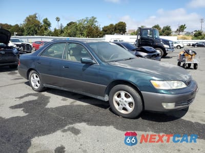 Czwarte zdjęcie samochodu z boku: 1997 LEXUS ES 300 VIN:JT8BF22G4V0022974 - miniatura