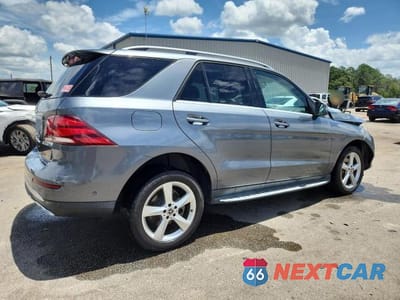 Trzecie zdjęcie samochodu z tyłu: 2018 MERCEDES-BENZ GLE 350 VIN:4JGDA5JB6JA999386 - miniatura